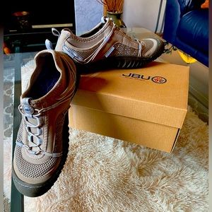 JBU Wyoming size 7 light grey/stone blue